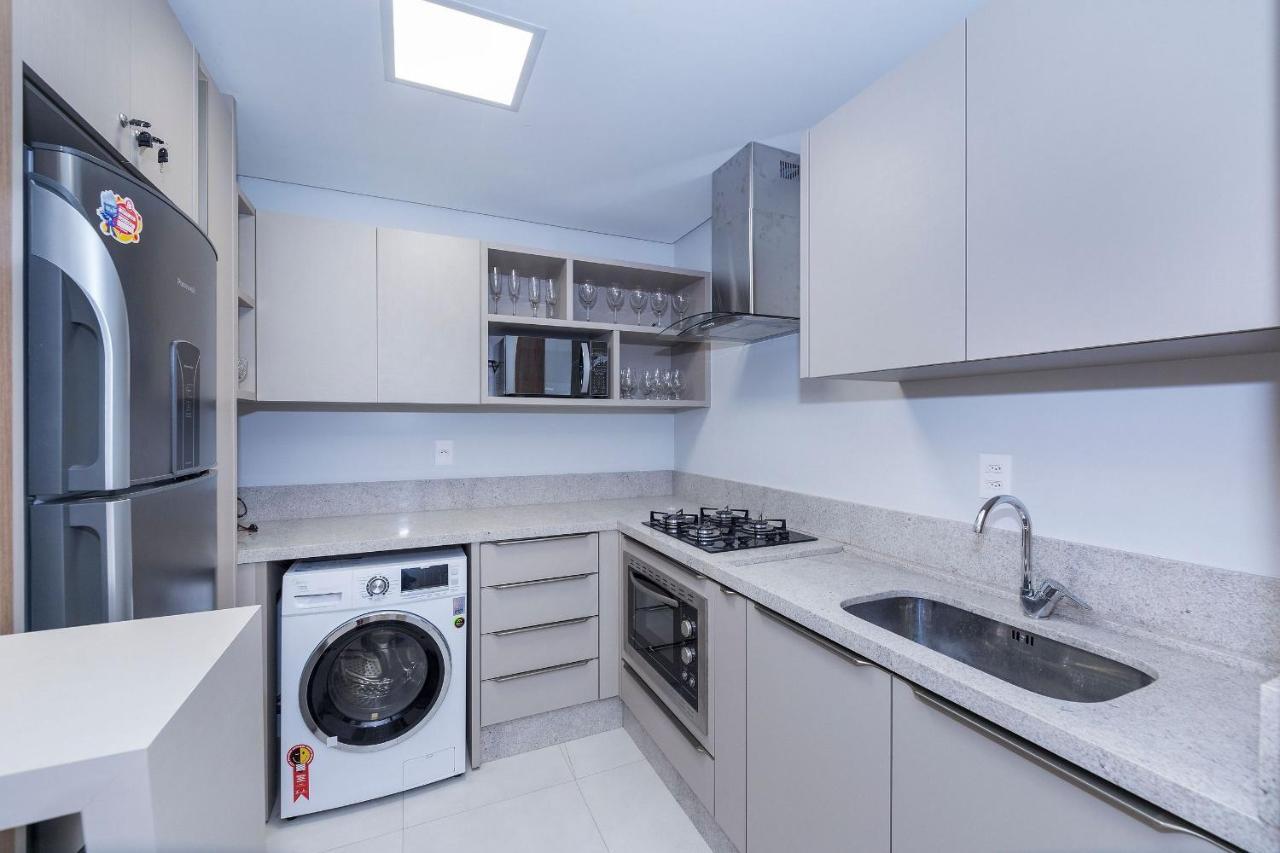 Adra 106 - Apartamento No Centro De Bombinhas - Rooftop Com Piscina E Academia - A Poucos Metros Da Praia - Екстериор снимка