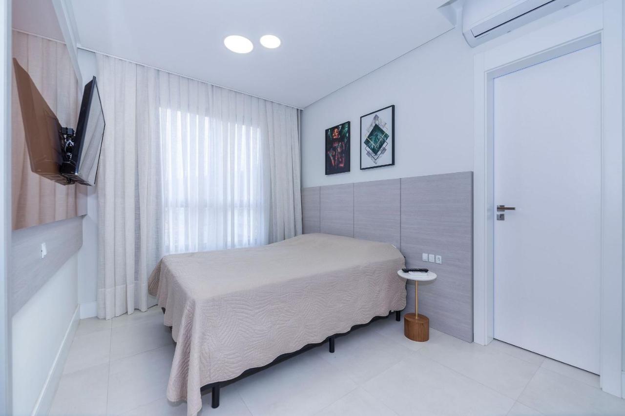 Adra 106 - Apartamento No Centro De Bombinhas - Rooftop Com Piscina E Academia - A Poucos Metros Da Praia - Екстериор снимка