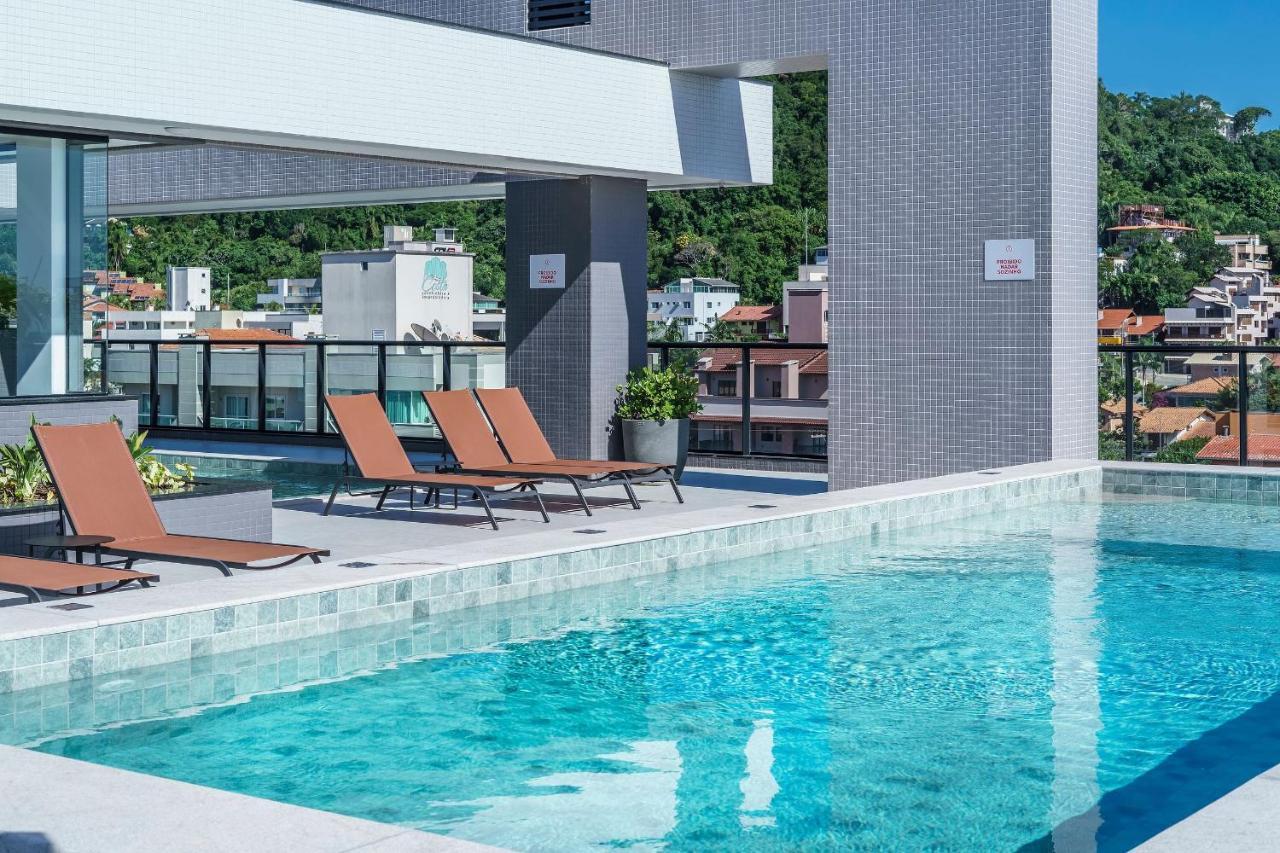 Adra 106 - Apartamento No Centro De Bombinhas - Rooftop Com Piscina E Academia - A Poucos Metros Da Praia - Екстериор снимка
